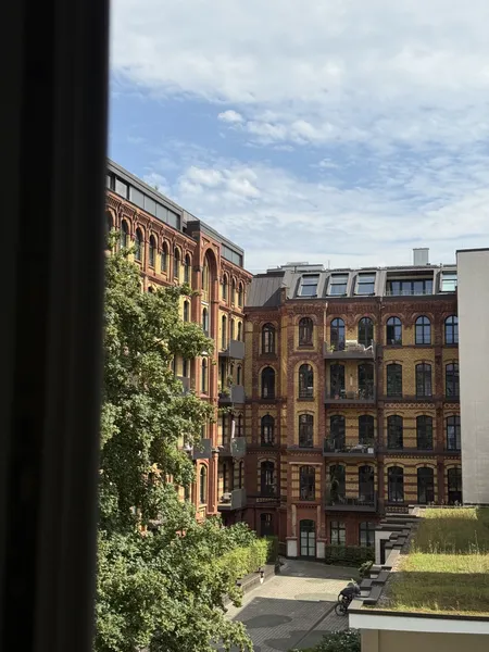 Zentral in Mitte: 2-Zimmer-Wohnung am Weinbergsweg — photo 1